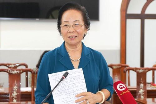 Nguyên Phó Chủ tịch nước đề nghị quan tâm đến lương nhà giáo