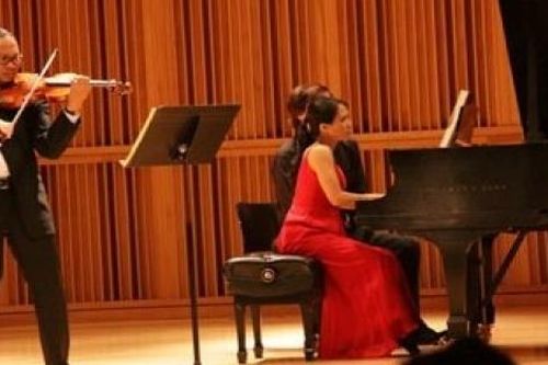 Quỳnh Nguyễn - tài năng piano gốc Việt giành Giải thưởng Âm nhạc Toàn cầu tại Mỹ