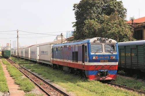 Tăng cường kết nối vận tải đường sắt đầu mối Hà Nội