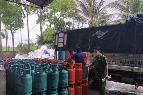 Hải Dương: Xét xử 16 bị cáo trong vụ sang chiết gas trái phép