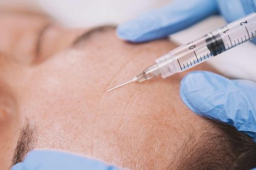 Người phụ nữ suýt mù mắt vì tiêm filler ở cơ sở 'chui'