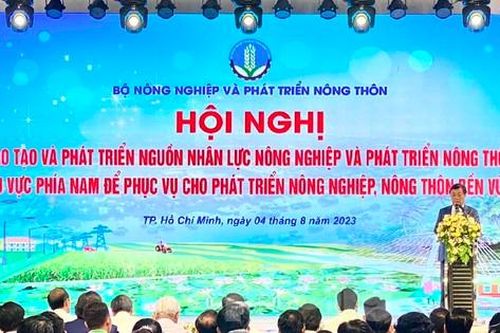 Bộ trưởng Lê Minh Hoan: Khởi nghiệp trong nhà trường không phải là sân chơi