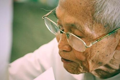 Chuyện về người viết thư thuê cuối cùng ở Bưu điện TP.HCM vừa qua đời