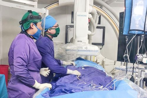 Chủ quan đau đầu âm ỉ, 3 ngày sau nhập viện vì đột quỵ