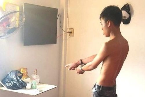 Bình Dương: Bắt giữ nhóm đối tượng mua bán ma túy và tàng trữ súng