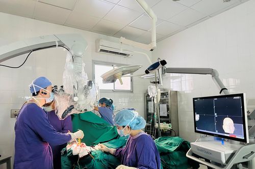 Có nên xáo trộn các bệnh viện trực thuộc Bộ Y tế trên địa bàn Hà Nội?
