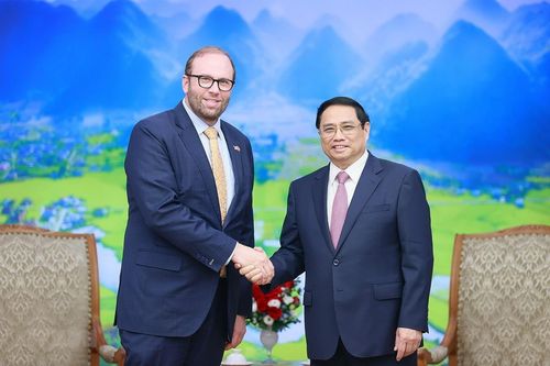 Thủ tướng tiếp Chủ tịch Ủy ban Thuế vụ Hạ viện Hoa Kỳ