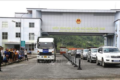 Thông xe tuyến vận tải đường bộ quốc tế Việt - Trung