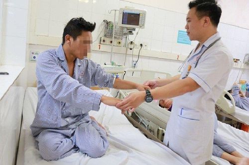 Người đàn ông 37 tuổi đột quỵ sau dấu hiệu chóng mặt từ 3 ngày trước