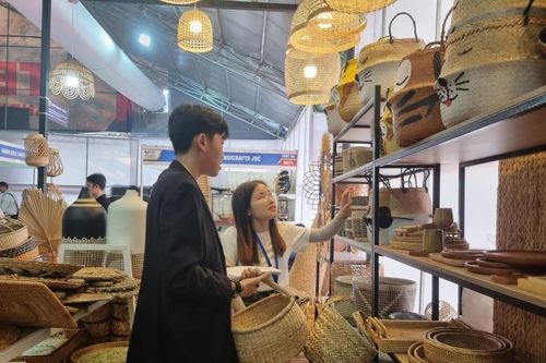 Doanh nghiệp xuất khẩu bội thu đơn hàng từ hội chợ