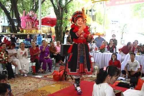 Thanh Hóa: Liên hoan thực hành Diễn xướng Nghi lễ Chầu Văn thị xã Bỉm Sơn mở rộng lần thứ V năm 2023