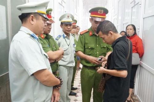 Phối hợp đảm bảo ANTT tại Bệnh viện Trung ương Huế