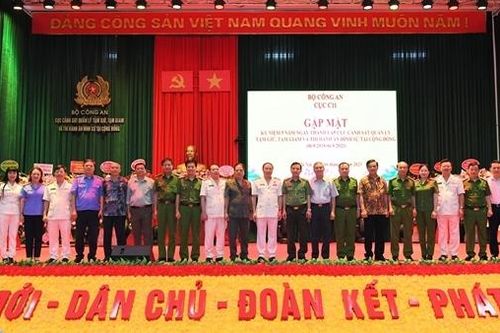 Gặp mặt 5 năm thành lập Cục Cảnh sát Quản lý tạm giữ, tạm giam và thi hành án hình sự tại cộng đồng