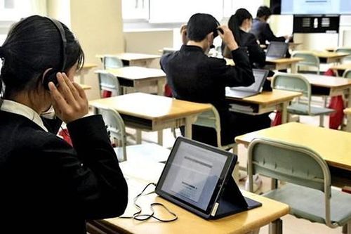 Hơn một nửa học sinh Nhật Bản đạt điểm 0 trong bài kiểm tra nói tiếng Anh