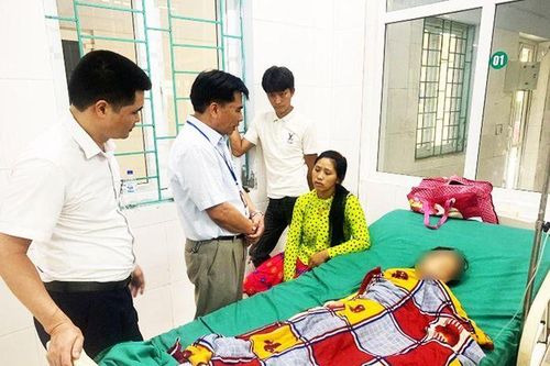 Cấp cứu và điều trị ngộ độc do ăn quả hồng châu