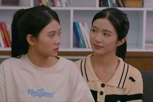 Món quà của cha: Nữ phụ xinh đẹp bị khán giả 'ném đá' vì hành động kém duyên