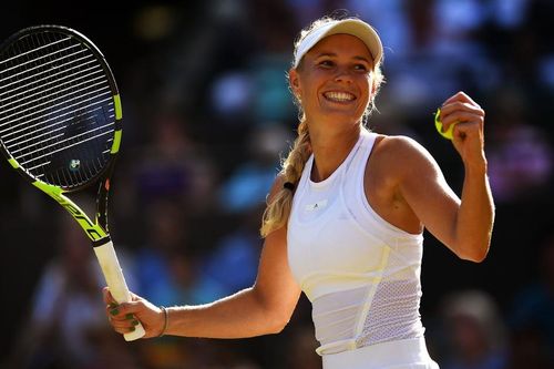 Wozniacki bất ngờ tái xuất sân quần, khó hiểu hay dễ hiểu?