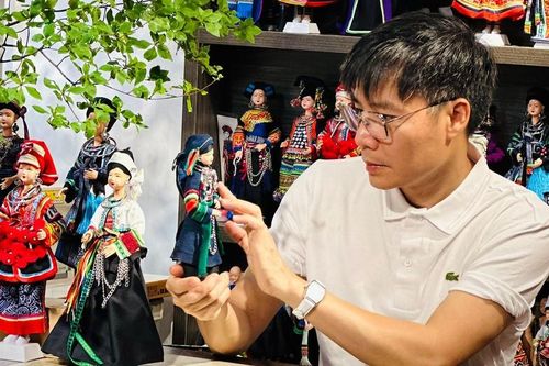 Búp bê đậm bản sắc Việt