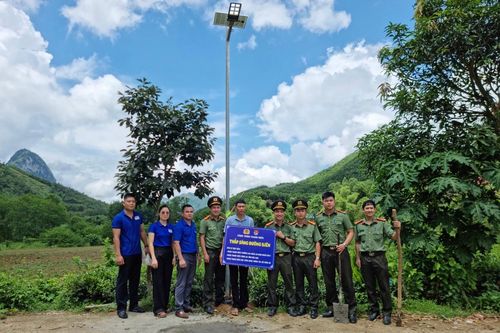 Phát huy vai trò xung kích tình nguyện của tuổi trẻ CAND