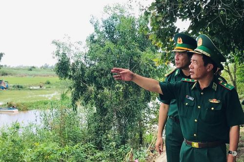 Trung tướng Lê Đức Thái thăm, kiểm tra công tác quản lý, bảo vệ biên giới tại An Giang