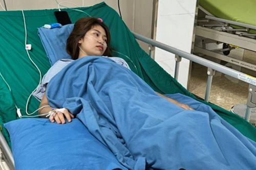 Cứu nữ điều dưỡng bị rơi xuống cống trên đường đi làm