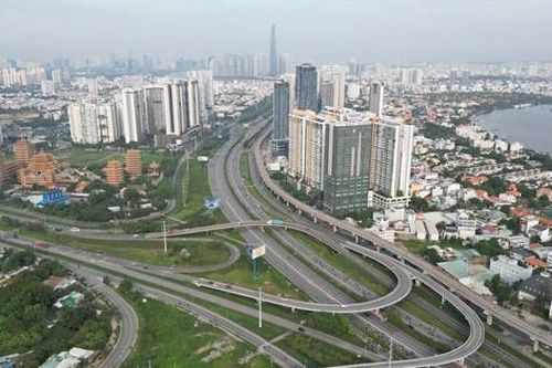 TPHCM chưa lên phương án sáp nhập các quận