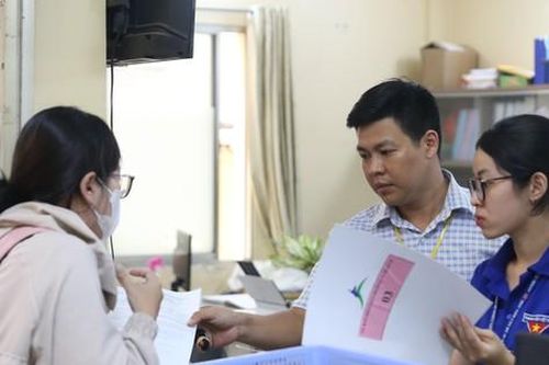 TPHCM xin bổ sung 53 phó chủ tịch UBND cấp huyện, phường, xã