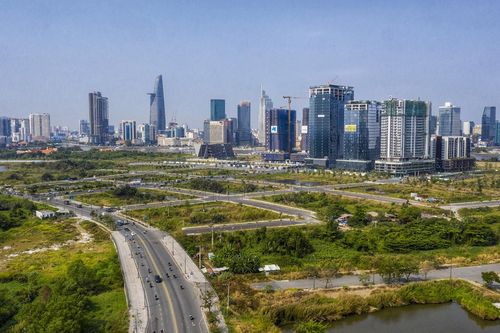 Mất 'sổ đỏ' khu đất 6,5ha, 49 dự án bất động sản 'tắc' pháp lý