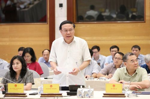 Thứ trưởng Bộ Tài nguyên và Môi trường Lê Công Thành lý giải nguyên nhân sạt lở đất, đá ở Tây Nguyên