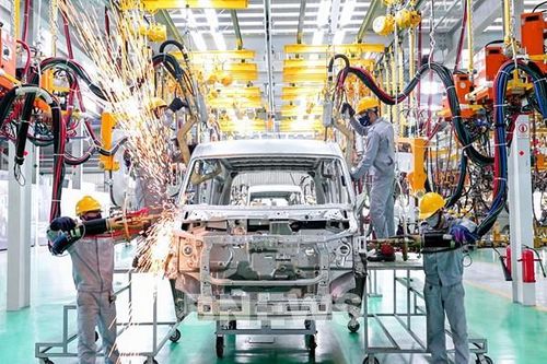 Nhà máy THACO Tải lắp dây chuyền hàn chuyên biệt cho sản xuất xe thế hệ mới