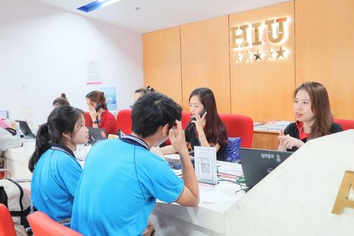 Đại học Quốc tế Hồng Bàng ưu đãi học phí cho tân sinh viên