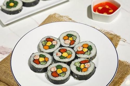 Ngày cuối tuần, mẹ thử làm 3 món ăn với rong biển cho bé không thích ăn rau