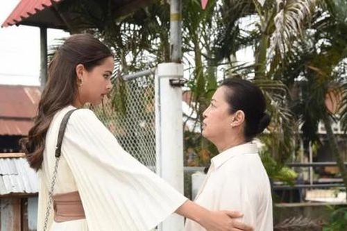 Được mẹ chồng cho tiền mua nhà, tôi vẫn quyết tâm sống cùng bà