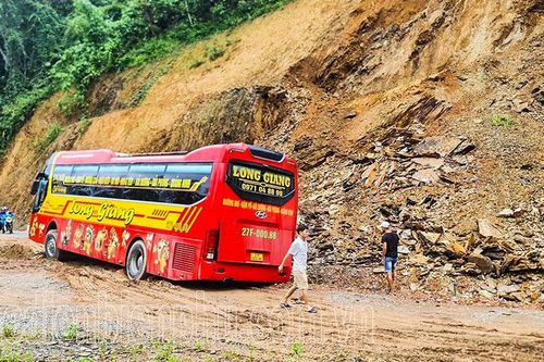 Mưa lũ tiếp tục gây hại diện rộng