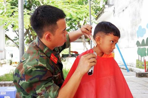 Trường Sĩ quan Thông tin tổ chức chiến dịch 'Hành quân xanh' năm 2023