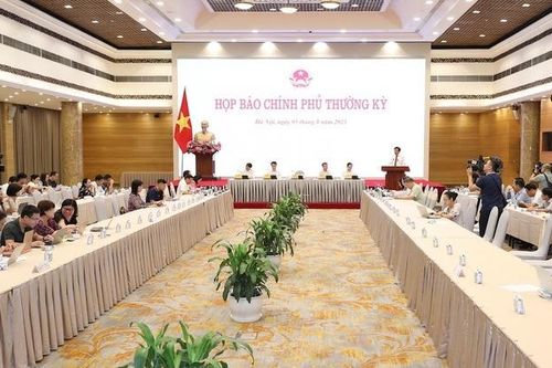 Mùa mưa bão mới bắt đầu, người dân cần nâng cao cảnh giác sạt lở đất