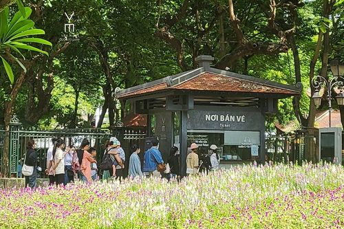 Từ 8-8, di tích Văn Miếu - Quốc Tử Giám thử nghiệm bán vé trực tuyến dành cho khách đoàn