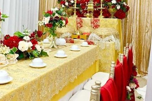 Đến rước dâu, mẹ vợ nói một câu khiến chú rể đau đớn ôm mặt khóc