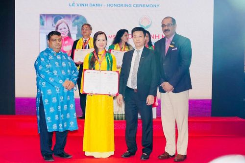 Nhà sáng lập Trung tâm Ngọc Ân được vinh danh