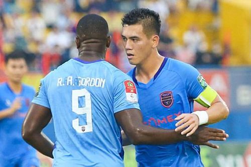 Tiến Linh tự 'cứu mình', HLV Huỳnh Đức bất ngờ thoát hiểm cùng B.Bình Dương
