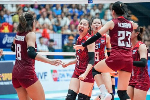 Thanh Thúy chơi dưới sức, tuyển bóng chuyền nữ Việt Nam thua Thái Lan cực đáng tiếc ở SEA V.League