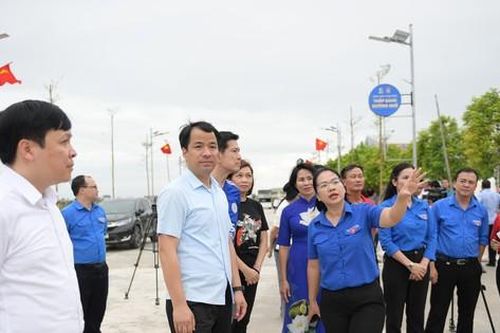 T.Ư Đoàn bàn giao dự án cộng đồng tại 10 tỉnh, thành