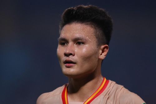 Quang Hải bối rối khi chạm trán đội bóng cũ Hà Nội FC