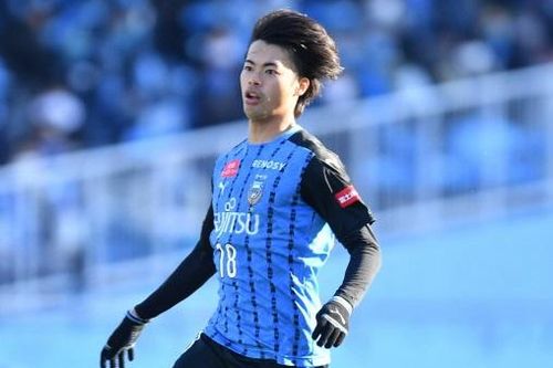 Man City chi tiền khủng chiêu mộ tuyển thủ Nhật Bản?