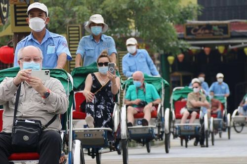 Báo nước ngoài: Việt Nam thay đổi ngoạn mục, trở thành 'điểm nóng' du lịch mới của châu Á