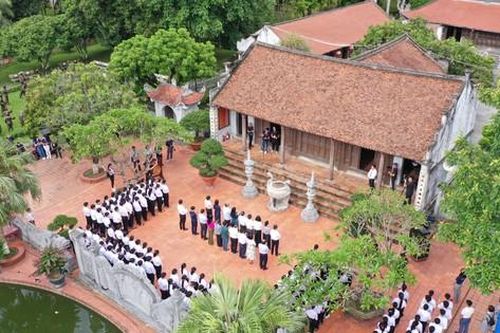 Quyết đem tài trí, đưa đất nước thêm vinh quang
