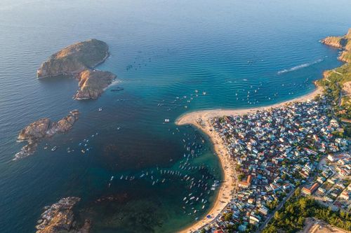 Vùng nào có nhiều sân bay dân dụng nhất cả nước?