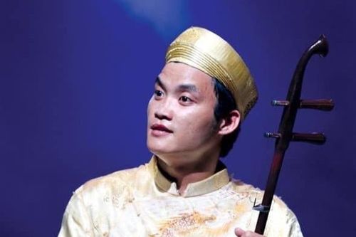 'Quái kiệt' đàn nhị Trần Văn Xâm qua đời ở tuổi 40