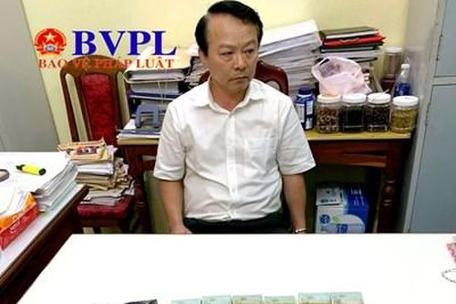 Thẩm phán nhận hối lộ 500 triệu đồng để xử cho đương sự thắng kiện