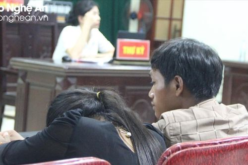Chạy trốn khỏi chồng vũ phu, sơn nữ bị anh rể bán ra nước ngoài